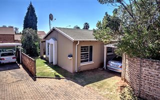 2 Bedroom Simplex in Fairland