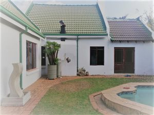 3 Bed House in Aston Manor