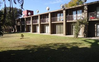 2 Bedroom Apartment in Silverton