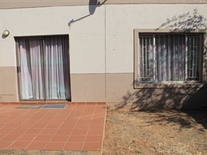 2 Bed Townhouse in The Reeds