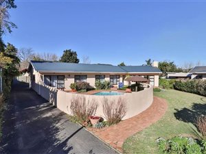 4 Bed House in Morningside