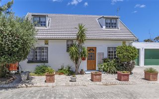 3 Bedroom House in Anchorage Park