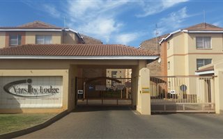 2 Bedroom Apartment in Kanoniers Park