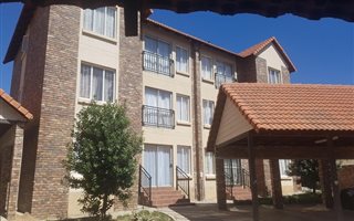 2 Bedroom Apartment in Brooklands
