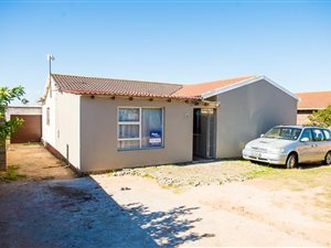 3 Bed House in Hillside