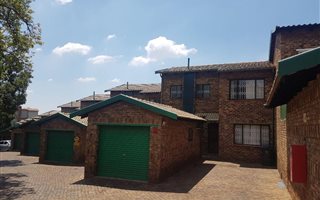 4 Bedroom Townhouse in Blackheath