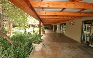 900 m² Retail Space in Hoedspruit