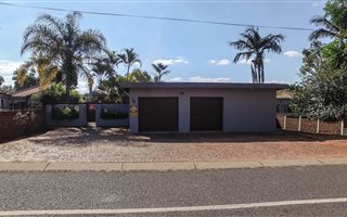 3 Bedroom House in The Orchards