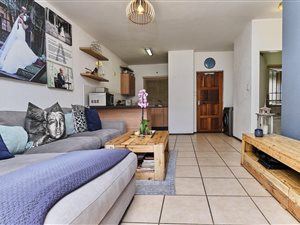 1 Bed Townhouse in Willowbrook