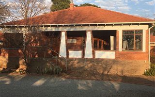 60 m² Office Space in Greenside East
