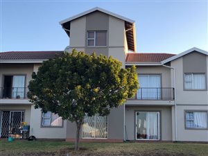 2 Bed Apartment in Beacon Bay