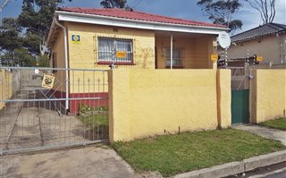 3 Bedroom House in Lennox Estate