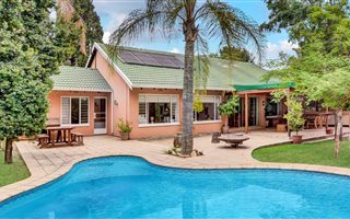 3 Bedroom House in Douglasdale