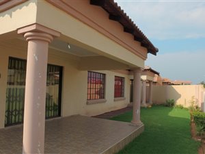 3 Bed House in Cultura Park