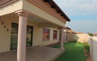 3 Bedroom House in Cultura Park