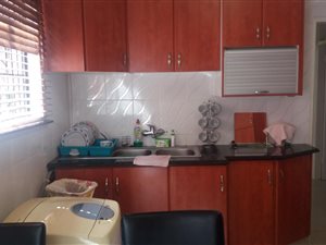 2 Bed Apartment in Umzinto