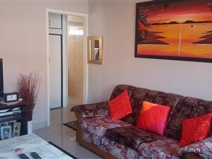 2 Bed Apartment in Umzinto