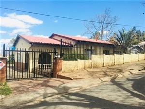 3 Bed House in Woodlands