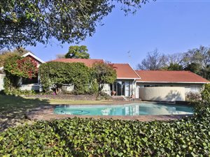3 Bed House in Craighall Park