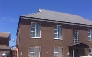 2 Bedroom Apartment in Fish Hoek
