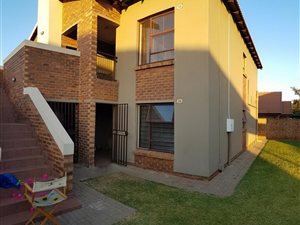 2 Bed Townhouse in Pomona
