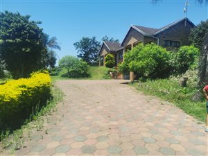 4 Bed House in Nagina