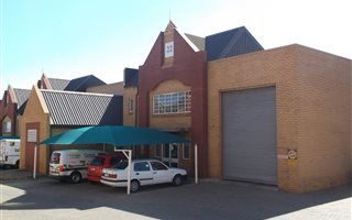 364.040008544922 m² Industrial space in Sunnyrock
