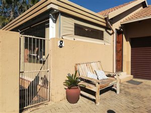 3 Bed Simplex in The Reeds