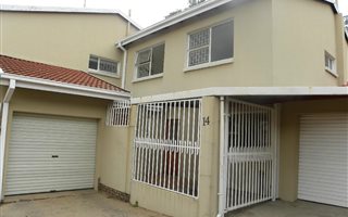 3 Bedroom Townhouse in Constantia Park