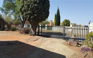 3 Bedroom House in Elspark