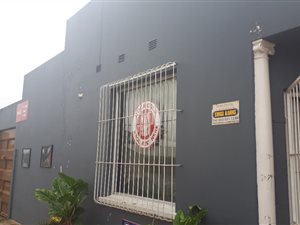 342 m² Office Space in Komga