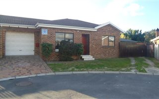 2 Bedroom House in Protea Heights