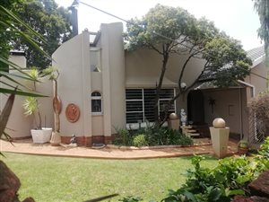 3 Bed House in Albemarle