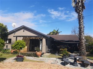 3 Bed House in Camphers Drift