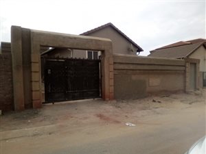 House in Cosmo City