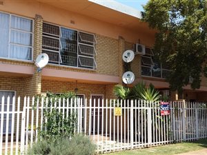 2 Bed Apartment in Potchefstroom Central
