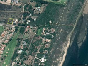 1518 m² Land available in Goose Valley