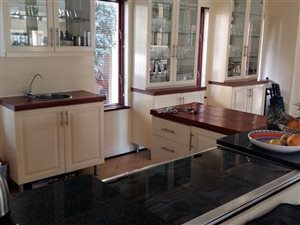 5 Bed House in River Club