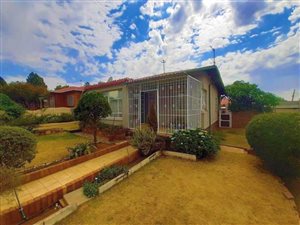 3 Bed House in Primrose