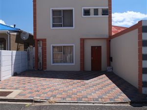 5 Bed House in Maitland