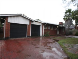 3 Bed House in Vanderbijlpark CE2