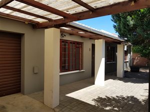 3 Bed House in Northern Paarl