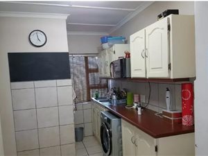 2 Bed Flat in Empangeni Central