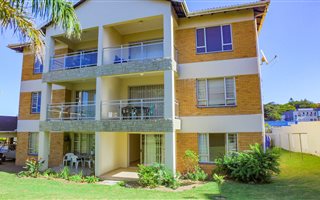 2 Bedroom Apartment in Manaba