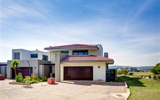 3 Bedroom Cluster in Lombardy Estate
