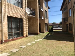 3 Bed Townhouse in Tulisa Park