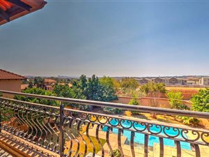 4 Bed House in Poortview