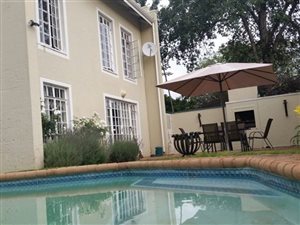 3 Bed Townhouse in Vanderbijlpark SW