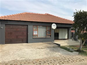 4 Bed House in Cosmo City