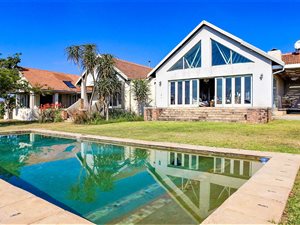 5 Bed House in White River